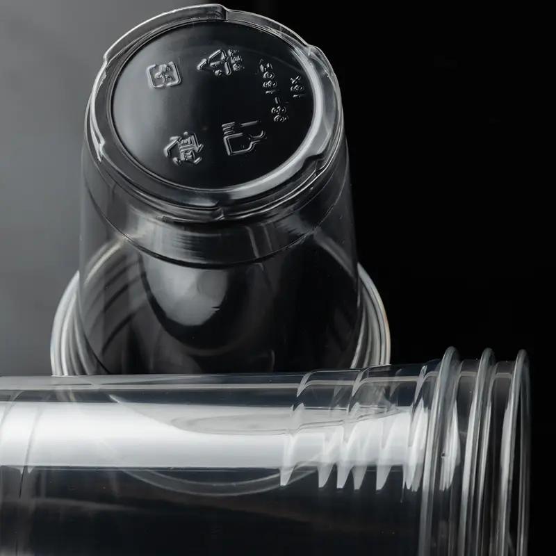 The Global Evolution of PET Plastic Cups: From Single-use to Personalized Customization