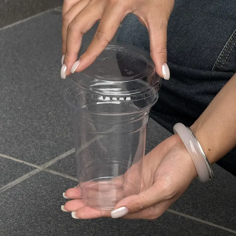 塑膠杯.jpg